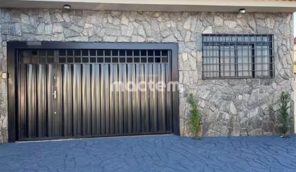 Sobrado para venda em Ipiranga de 93.00m² com 4 Quartos, 3 Suites e 2 Garagens