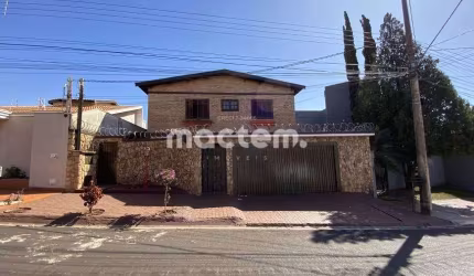 Sobrado para venda em City Ribeirão de 366.00m² com 3 Quartos, 3 Suites e 4 Garagens