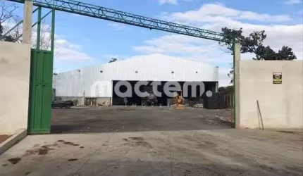 Galpão / Depósito / Armazém para venda em Recanto Princesa Isabel de 1800.00m²
