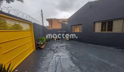 Casa para venda em Parque Ribeirão Preto de 473.00m² com 2 Quartos e 3 Garagens