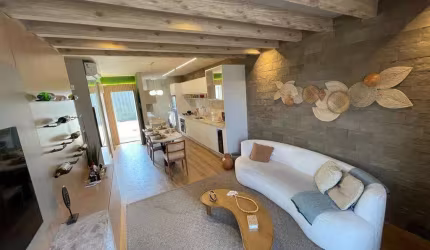 Casa de Condomínio para venda em Parque Taquaral de 130.00m² com 3 Quartos, 1 Suite e 2 Garagens