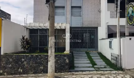 Casa para venda em Centro de 200.00m² com 3 Quartos e 1 Garagem