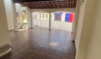 Casa para venda em Jardim Universo de 132.00m² com 3 Quartos, 1 Suite e 2 Garagens