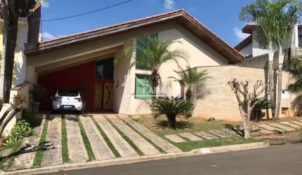 Casa de Condomínio para venda em Parque Três Meninos de 375.00m² com 3 Quartos, 1 Suite e 3 Garagens
