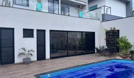 Casa de Condomínio para venda em Residencial Villa Do Sol de 285.00m² com 4 Quartos, 4 Suites e 4 Garagens