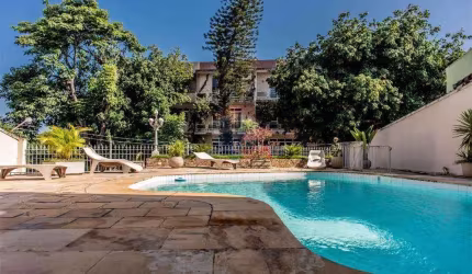 Casa para venda em Jardim Guanabara de 475.00m² com 4 Quartos e 2 Suites