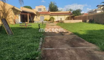 Prédio Comercial para venda em Brodowski de 800.00m² com 3 Quartos