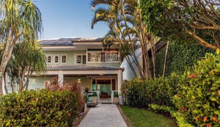 Casa para venda em Jardim Guanabara de 439.00m² com 5 Quartos, 4 Suites e 6 Garagens
