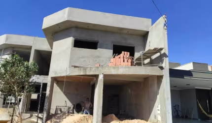 Casa de Condomínio para venda em Residencial Samambaia de 370.00m² com 3 Quartos, 3 Suites e 4 Garagens
