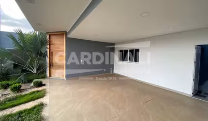 Casa de Condomínio para venda em Residencial Samambaia de 213.00m² com 3 Quartos, 1 Suite e 2 Garagens