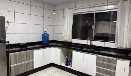 Casa para venda em São Rafael de 260.00m² com 2 Quartos, 1 Suite e 2 Garagens