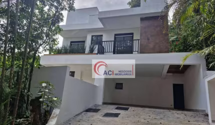 Casa de Condomínio para venda em Vila Verde de 200.00m² com 3 Quartos, 3 Suites e 4 Garagens