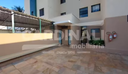 Apartamento para venda em Vila Melhado de 122.00m² com 3 Quartos, 1 Suite e 2 Garagens