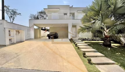 Casa para venda em Bosque Do Vianna de 333.00m² com 4 Quartos, 4 Suites e 5 Garagens