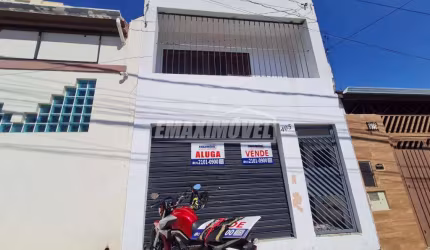 Casa para alugar em Centro de 220.00m² com 3 Quartos, 1 Suite e 1 Garagem