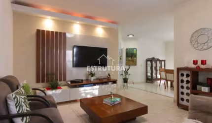 Casa para venda em Jardim São Paulo de 175.00m² com 3 Quartos, 1 Suite e 3 Garagens
