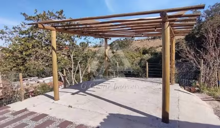 Chácara para venda em Pinhalzinho de 240.00m² com 3 Quartos, 2 Suites e 8 Garagens