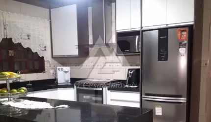 Casa para venda em Jardim Santo André de 189.00m² com 3 Quartos, 1 Suite e 4 Garagens