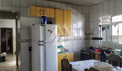 Sobrado para venda em Jardim Zaira de 135.00m² com 3 Quartos e 1 Suite