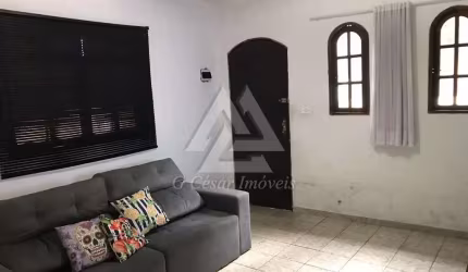 Sobrado para venda em Parque Das Américas de 176.00m² com 5 Quartos e 2 Garagens
