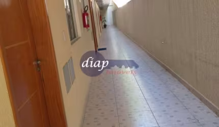 Lindo apartamento com 1 dormitório, sala, cozinha e banheiro. Ótima localização, a aproximadamente 100 metros do Metrô Vila Matilde. Documentação regu