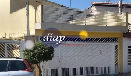Excelente sobrado no bairro Carandiru com 2 dormitórios, sendo 1 suíte com armários embutidos, sala dois ambientes, cozinha ampla, área de serviço gra