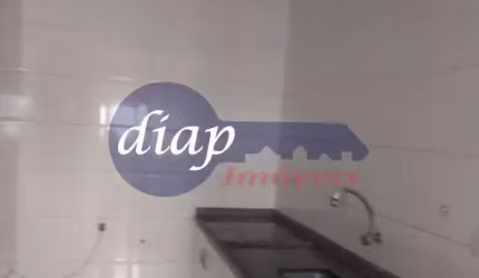 Ótimo apartamento no condomínio Recanto das Orquídeas com 3 dormitórios, sendo uma suíte, 2 banheiros, sala com sacada, cozinha com gabinete, área de