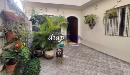 Ótima oportunidade!!! Duas excelentes casas no bairro de Santa Luzia, a casa da frente com 2 dormitórios, sala, cozinha, um banheiro e lavanderia, pod