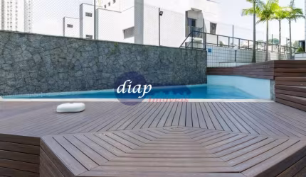 Lindo apartamento no condomínio Royal Towers, com 3 dormitórios e 3 suítes com armários embutidos, banheira de hidromassagem em uma das suítes, 4 banh
