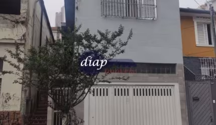 Linda casa em um dos pontos mais valorizados da Zona Leste de São Paulo. O imóvel conta com 3 dormitórios, sala, cozinha, 2 banheiros, área de serviço