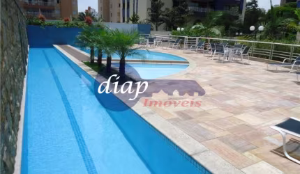 Lindo apartamento com 3 suítes, sala, banheiro, cozinha, armários planejados na cozinha nos quartos e nos banheiros, varanda gourmet, piscina, churras