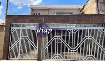Excelente sobrado na Vila Marieta com 4 dormitórios com corredor e portas amplas, sendo 1 suíte, cozinha, sala de estar, sala de jantar, 3 banheiros c