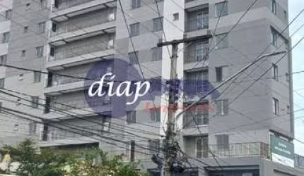 Apartamento com 32 m² divididos em 1 dormitório, banheiro com box, sala, cozinha, varanda grande, teto de gesso, playground, jacuzzi, quadra e churras