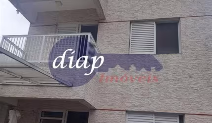 Excelente imóvel para renda no bairro Penha de França com 3 casas feitas por arquiteto com agua e luz individualizadas. Primeira casa: estilo moderno,