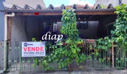 Casa antiga em Terreno de 250m² 5x50 na Região do Anália Franco