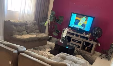 Vendo excelente casa 3 quartos em Esmeraldas
