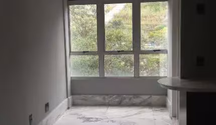 Alugo conjunto de 2 salas em excelente localização no Santa Lucia - BH