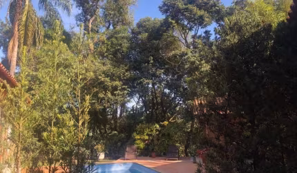 Casa à venda na Serra da Cantareira com 3 quartos, 1 suíte, 4 salas, 6 banheiros, 3 vagas, Lazer Completo.