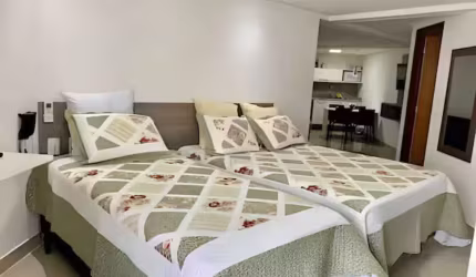 Vendo Flat com 43 m², 1 quarto, sala, cozinha, R$ 525.000,00