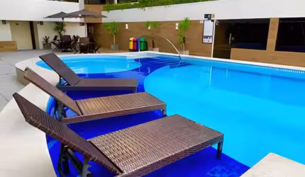 Vendo Flat com 43 m², 1 quarto, sala, cozinha, R$ 525.000,00