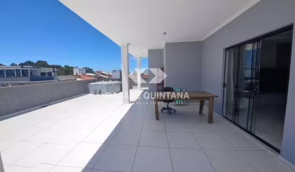 Apartamento de Cobertura à Venda 3 Quartos, 1 Suíte, 1 Vaga, 220m², Campeche, Florianópolis - SC