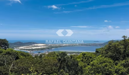 Casa Alto Padrão à Venda, 4 Quartos sendo 4 Suítes, 5 Vagas, Piscina e Jacuzzi, Morro do Assopro, Lagoa da Conceição, Florianópolis - SC