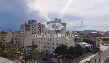 Cobertura Duplex à Venda, 3 Quartos sendo 3 Suites, Lavabo, 2 Vagas, Hobby Box, 200m², Capoeiras, Florianópolis - SC