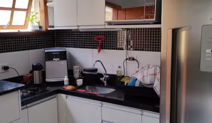 CASA COM 3 QUARTOS EM PADROEIRA - OSASCO