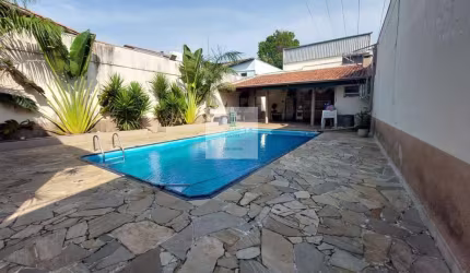 Casa para Venda em Mogi das Cruzes, Mogi Moderno, 6 dormitórios, 1 suíte, 5 banheiros, 5 vagas
