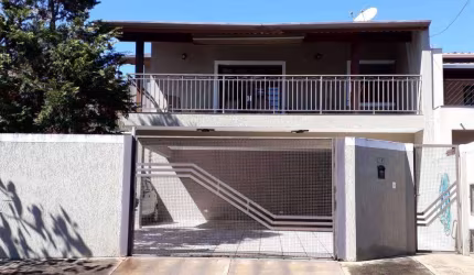 Casa com 3 quartos, 230 m², à venda na Vila Loanda em Atibaia/SP - CA0054 - Atibaia/SP