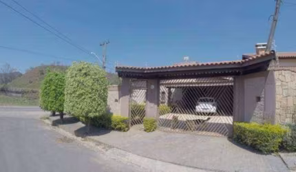Casa com 3 dormitórios à venda de 450 m² no Morumbi em Atibaia/SP - CA1561