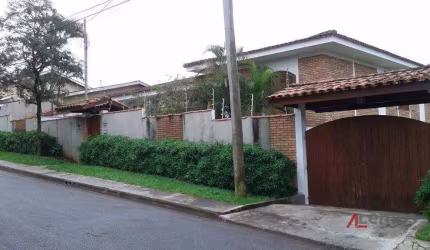Casa com 3 quartos, 498 m², à venda no Jardim do Lago em Atibaia/SP - CA0601