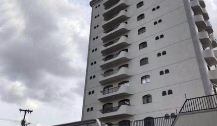 Apartamento com 4 dormitórios à venda, no Centro em Atibaia/SP - AP0135