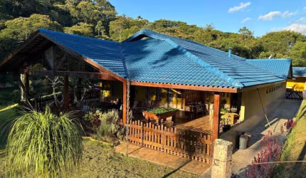 Sítio à venda de 65.000 m² em Nazaré Paulista - SI0018
